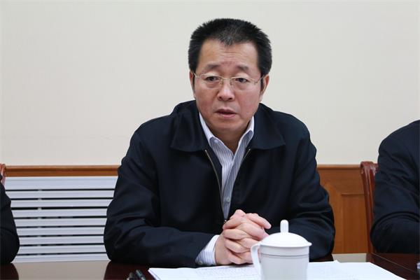 市纪委召开常委扩大会议传达学习党的十九届二中全会精神