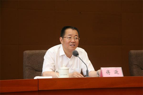 傅逊出席全市镇街党工委书记镇长主任培训班开班仪式并讲话